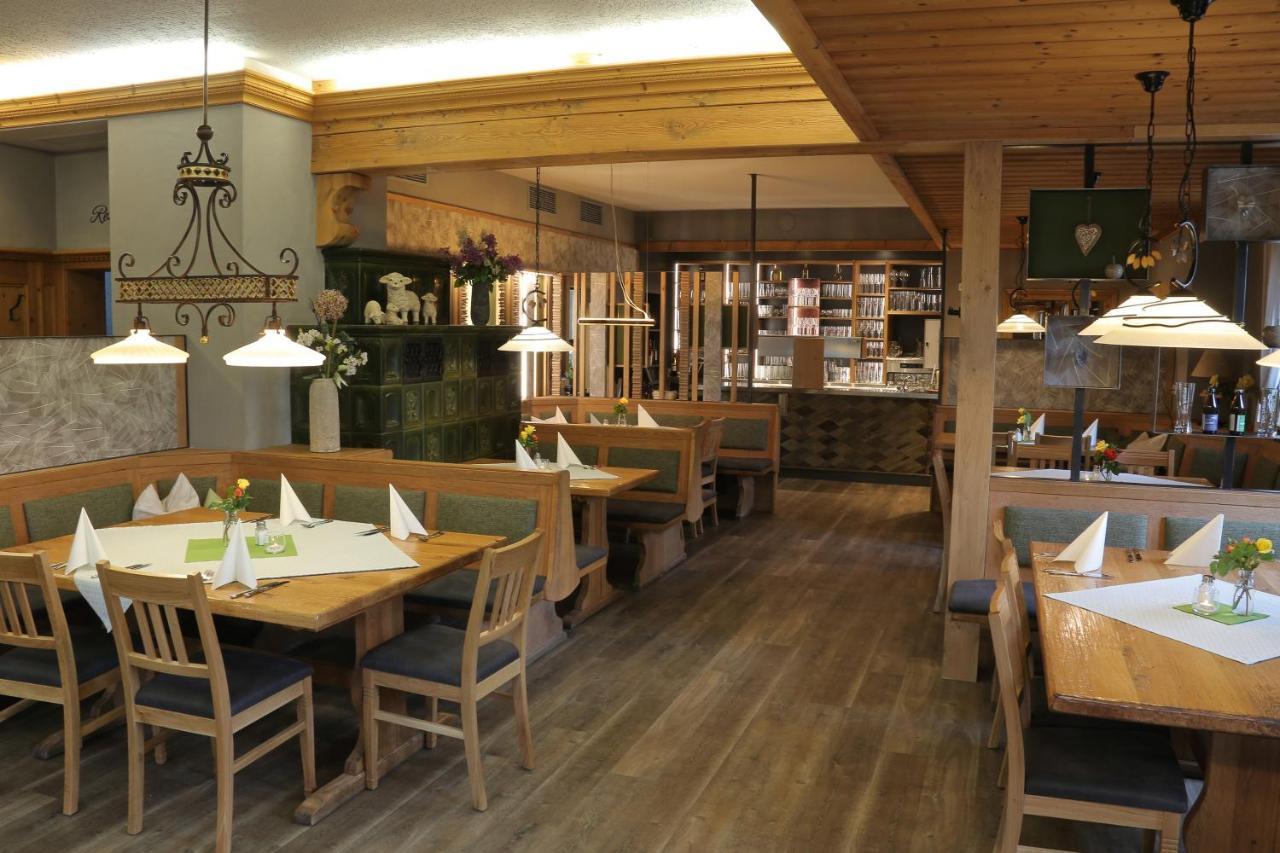 Gasthof Hartl Zum Unterwirt Turkenfeld ภายนอก รูปภาพ